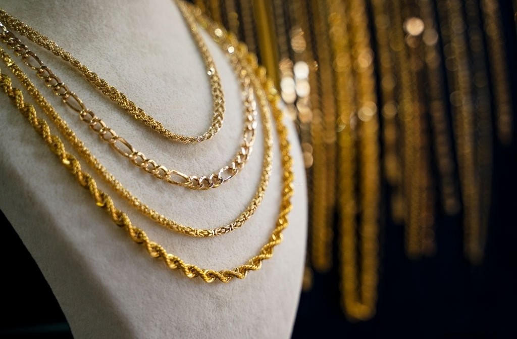 Zlaté šperky – význam snů a symbolika