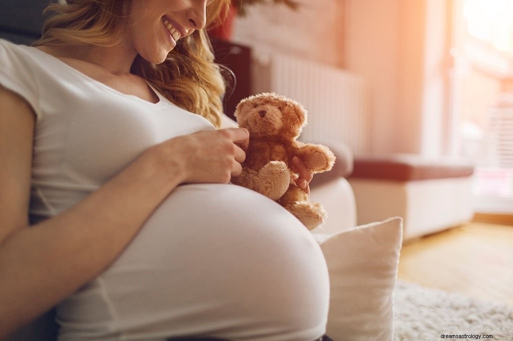 Gravid kvinne – drømmebetydning og symbolikk