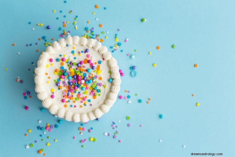 ケーキ – 夢の意味と象徴