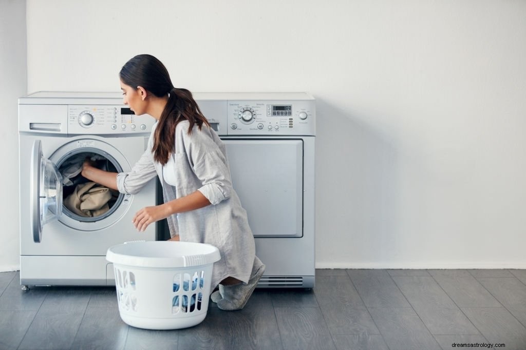 Kleren wassen – Betekenis en symboliek van dromen