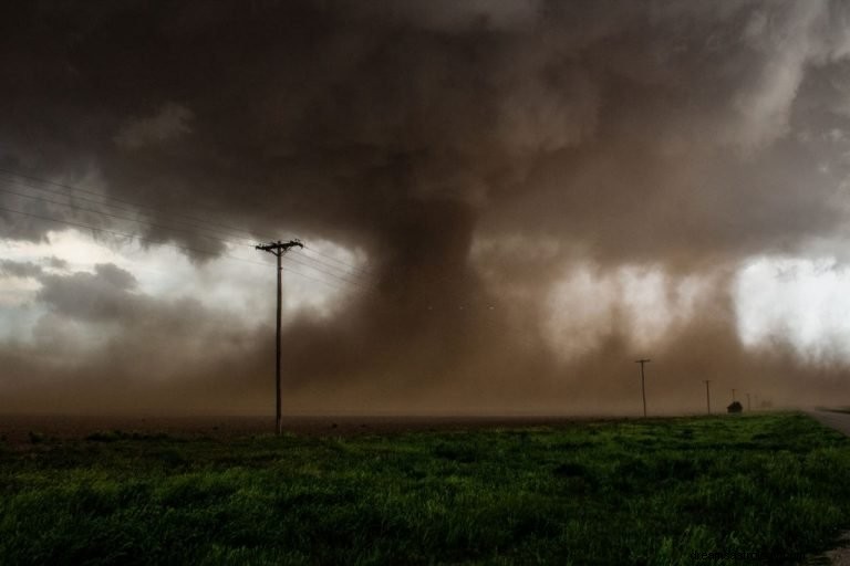 Tornado – Significado y simbolismo de los sueños