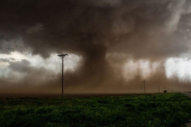 Tornado – Bedeutung und Symbolik von Träumen