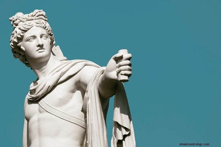 Staty – drömmening och symbolik