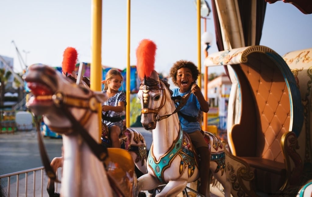 Parque de diversões – significado e simbolismo dos sonhos