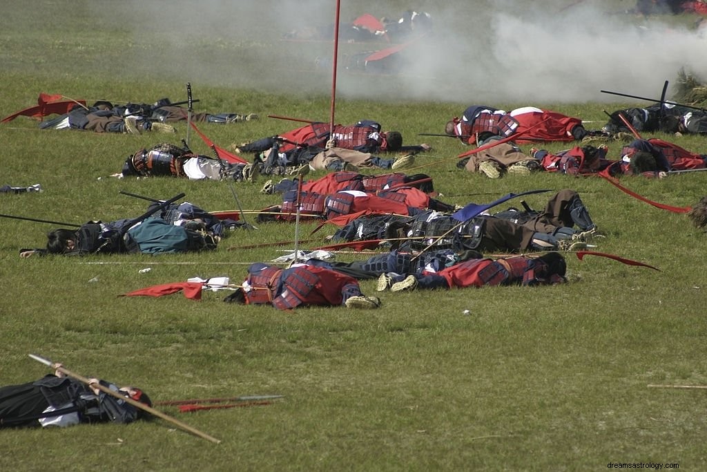 Mnóstwo ludzi – znaczenie marzeń i symbolika