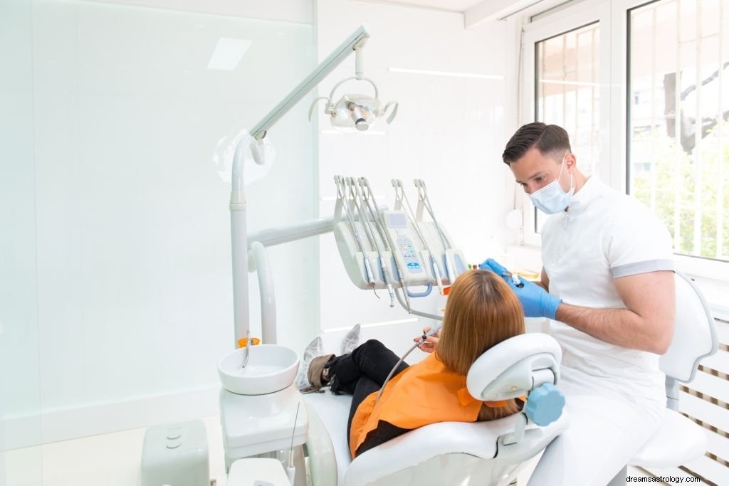 Tandlæge – drømmebetydning og symbolik