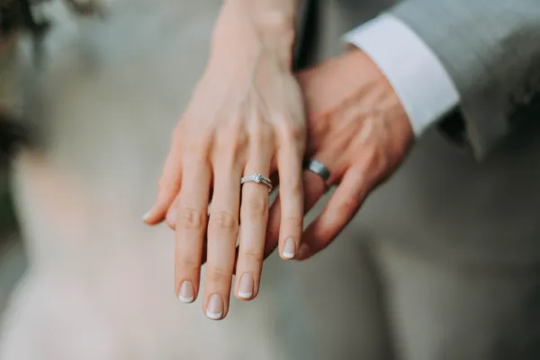 Τι σημαίνει να ονειρεύεσαι ότι παντρεύεσαι