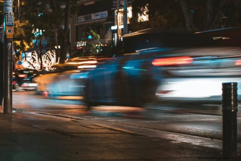 Astrologie a autonehody:identifikace opakujících se vzorců v porodních tabulkách 