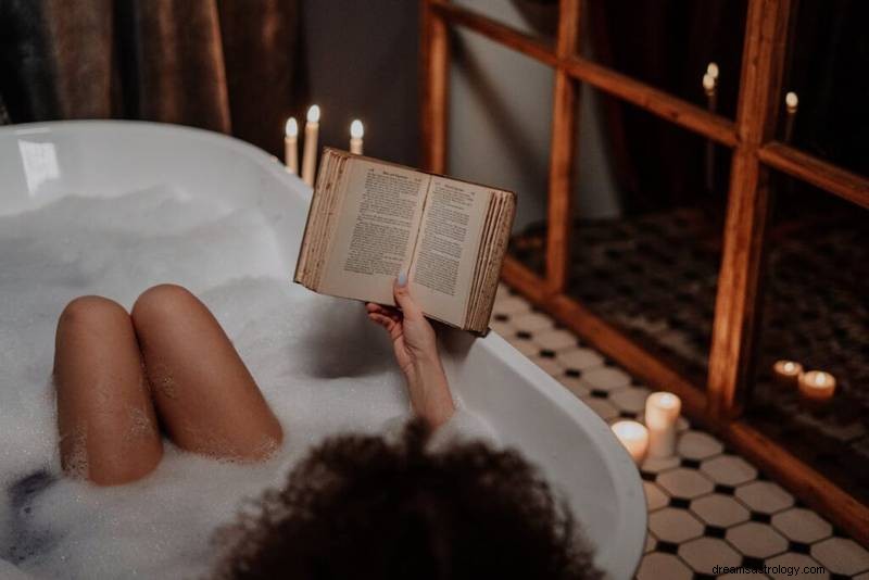 Taurus Stellium:Využití pozemské síly pro stabilitu, bohatství a úspěch ve vztazích 