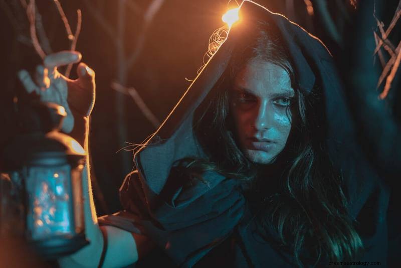Sun Conjunct Lilith Transit:Odhalení skrytých pravd a posílení sebeobjevování 