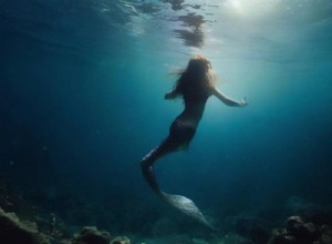 Alignement triple Poissons :naviguer dans la vie avec le Soleil, la Lune et le lever en Poissons 