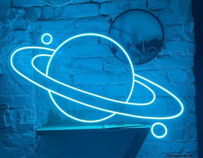 Astrologie a transgenderová identita:Jak grafy narození odhalují vhled 