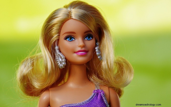 Barbie Dreams:Dekódování symbolického významu za obrazem panenek 